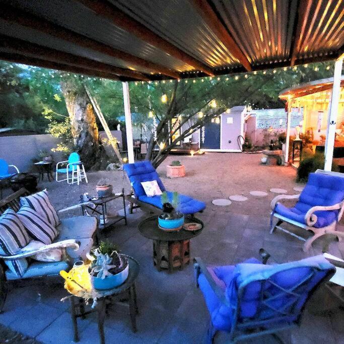 Cute Peaceful Tiny House Getaway W Backyard - Low Summer Rates! توسن المظهر الخارجي الصورة